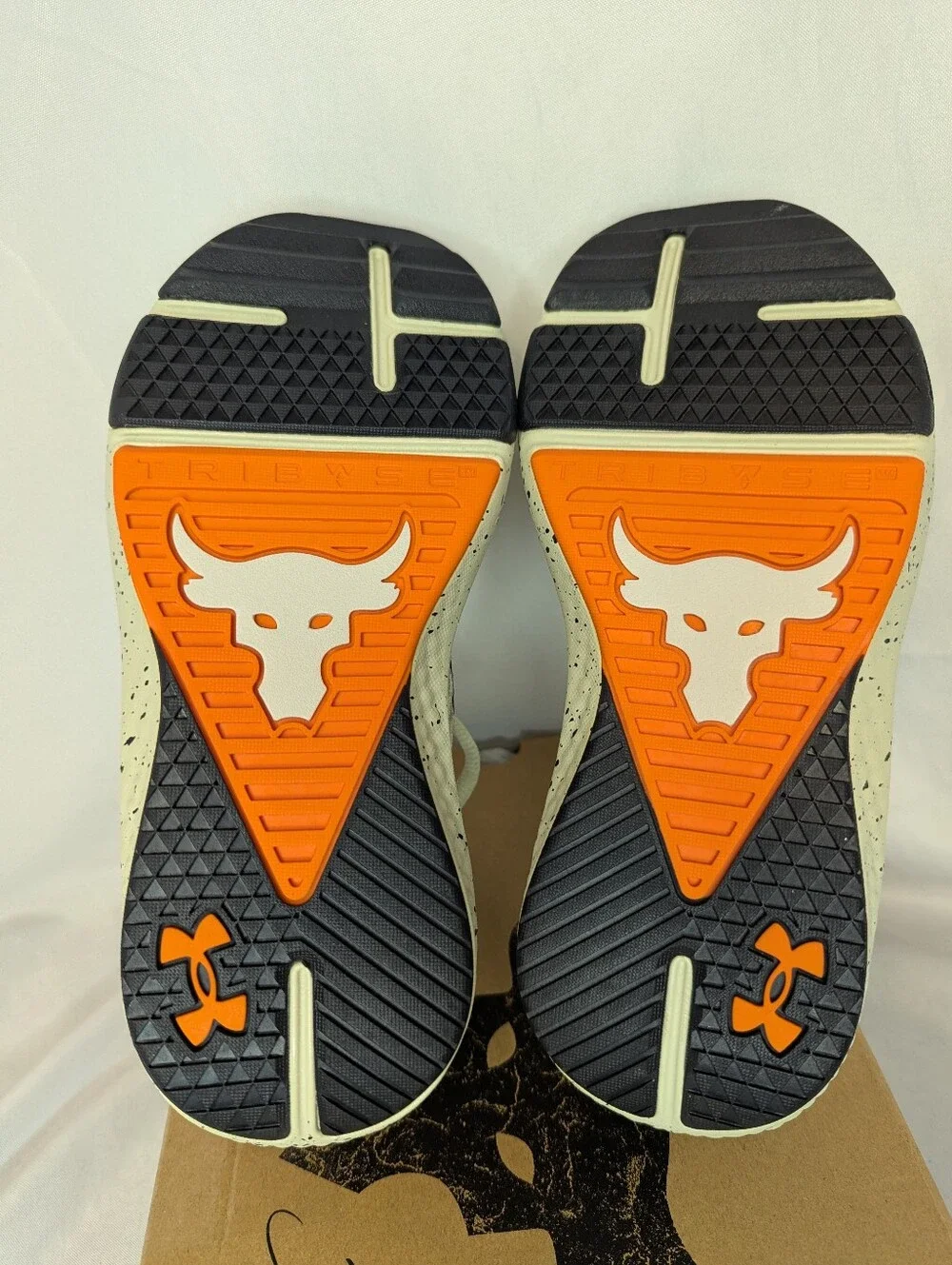 NIB Under Armour GS Project Rock BSR Sneakers Unisex Youth Size 4